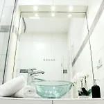 Secret Hideaways Cozystudio 1 Superior Mit Wifi L 450m Bis Uni L Zoo * Duisburg